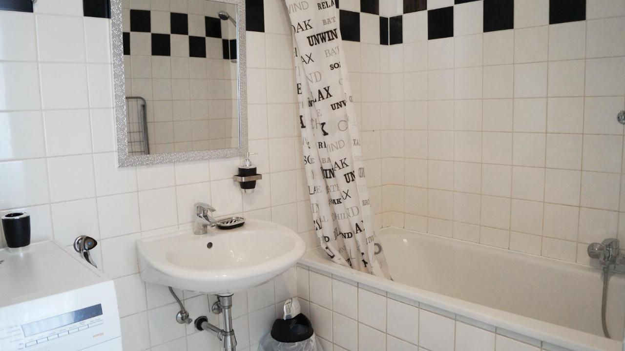 Gorgeous 2Br - Spacious & Suitable For Everyone Bécs Kültér fotó