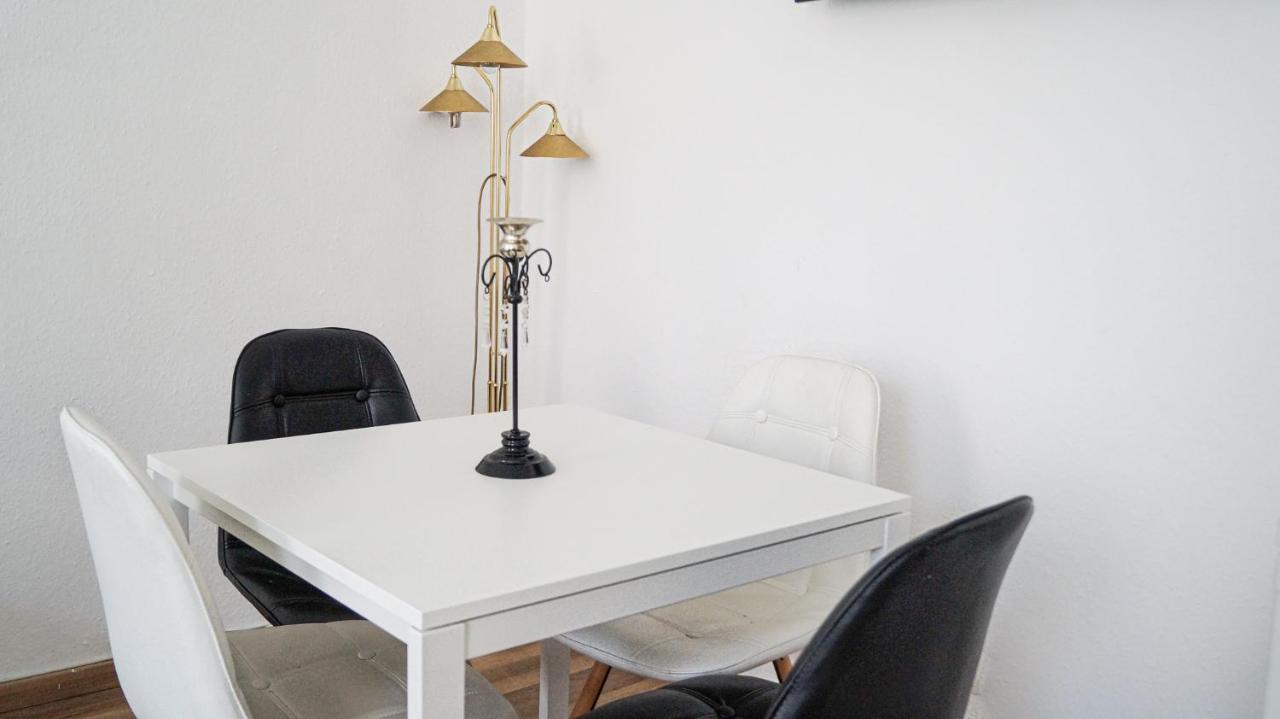 Gorgeous 2Br - Spacious & Suitable For Everyone Bécs Kültér fotó